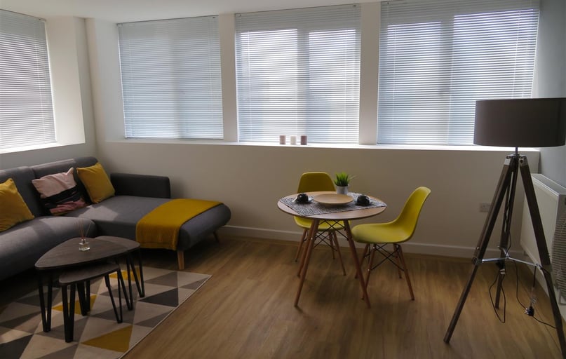 Isambard Brunel Road, University of Portsmouth, Portsmouth - Image 1